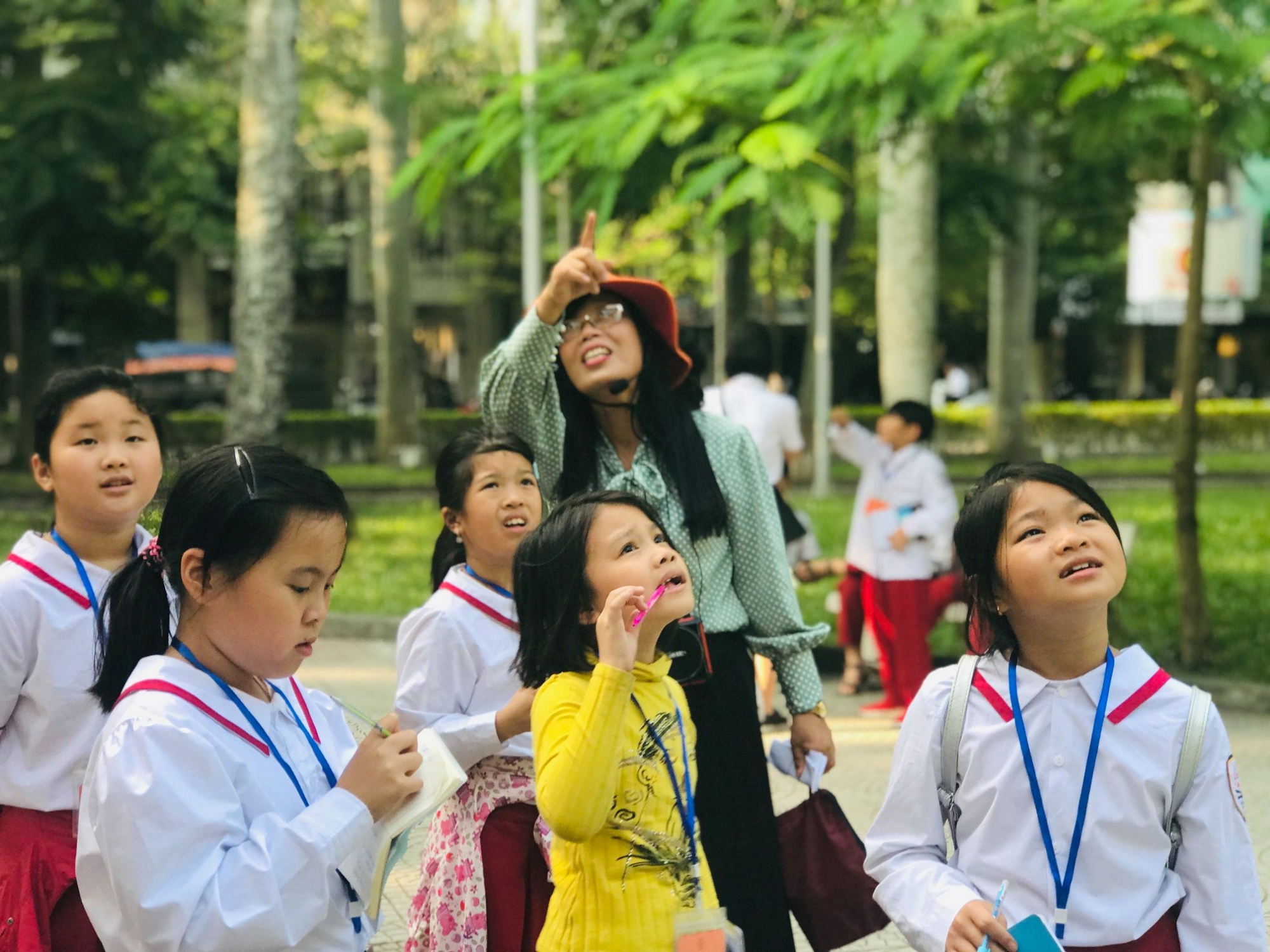 Tiết học trải nghiệm ngoài trời dải Trung tâm Thành phố